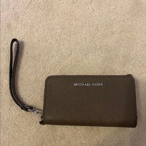 Michael Kors Wristlet